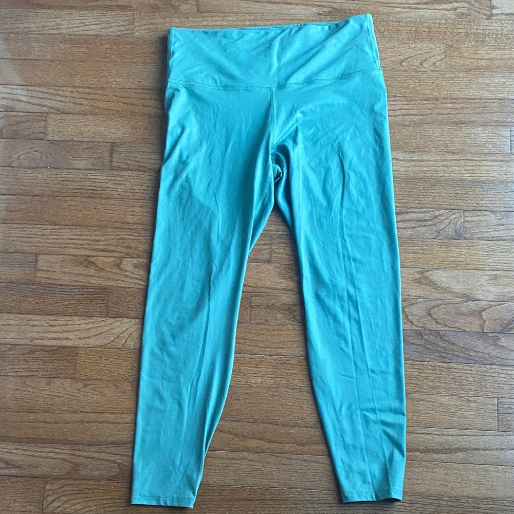 All in motion green leggings